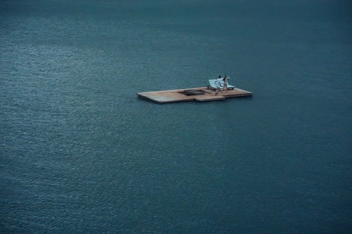 Hải Long và Salim đang bận rộn chuẩn bị cho đám cưới diễn ra ngày 9/3 tại An Lâm, Ninh Vân Bay với sự có mặt của đông đảo bạn bè trong showbiz. Sau đó, cặp đôi sẽ tổ chức buổi tiệc ở Hà Nội vào ngày 19/3 dành cho người thân, họ hàng.