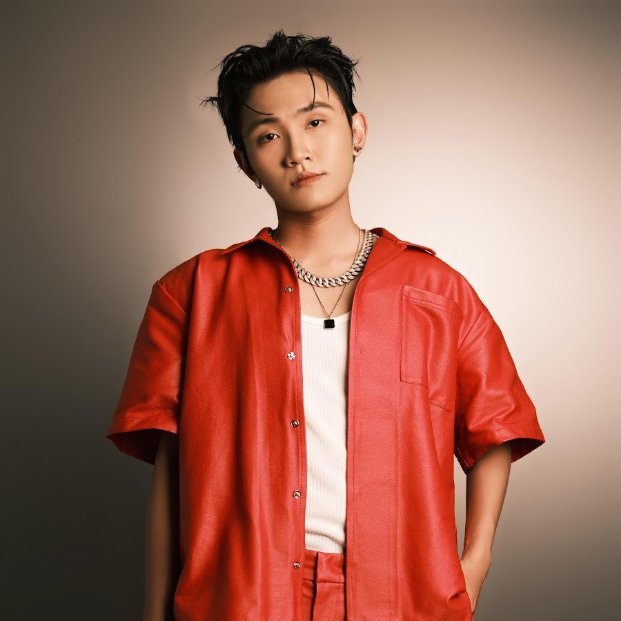 Manbo hé lộ điểm thi đại học của HIEUTHUHAI có môn chỉ được 45 điểm