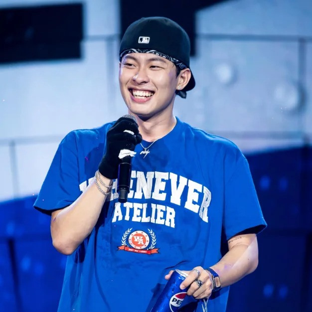 Manbo hé lộ điểm thi đại học của HIEUTHUHAI có môn chỉ được 45 điểm