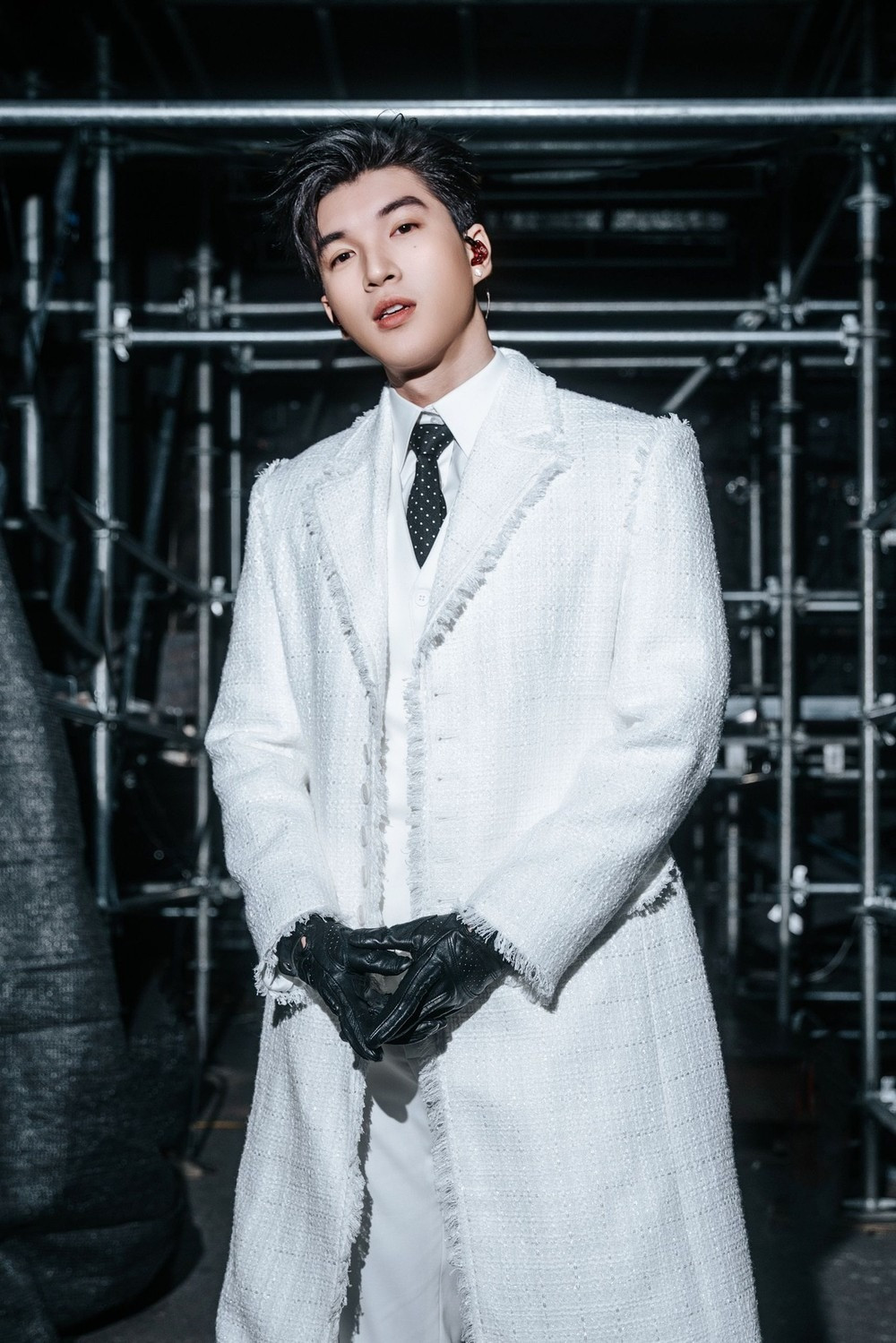 Manbo hé lộ điểm thi đại học của HIEUTHUHAI có môn chỉ được 45 điểm