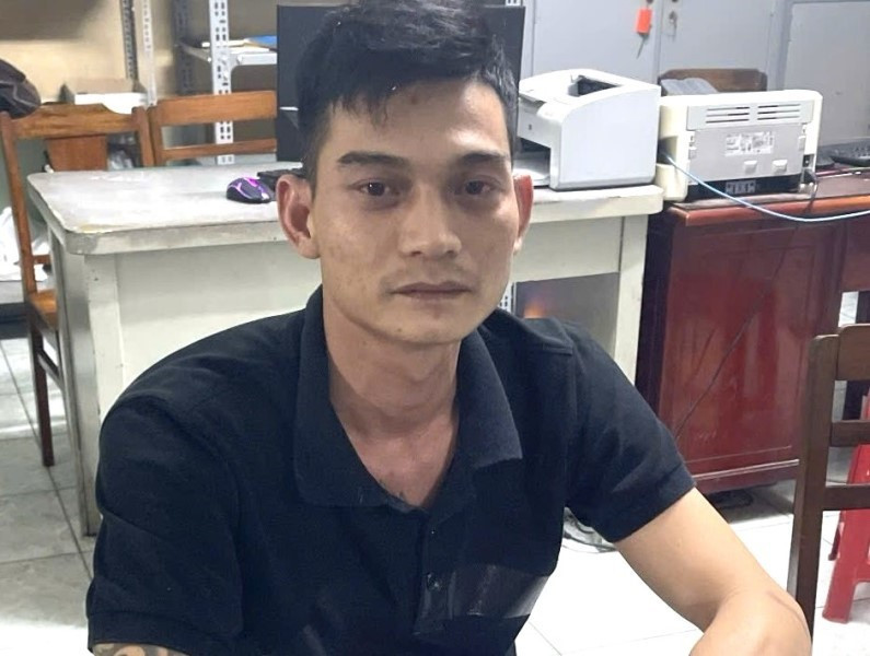 Súng quân dụng.jpg