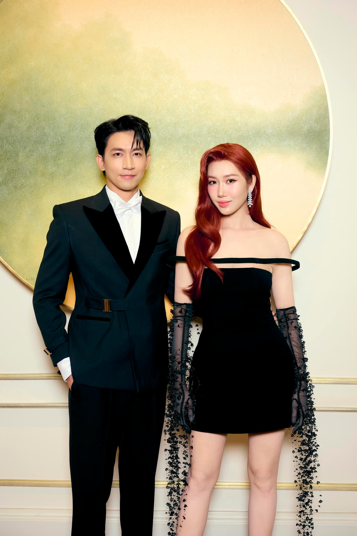 Thúy Ngân  Võ Cảnh 7749 lần lộ hint lên đồ ăn ý tình trong như đã mặt ngoài còn e