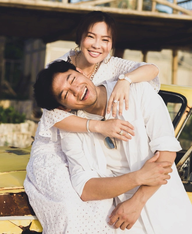 Vợ Quý Bình liên tục đăng status khó hiểu nghi hôn nhân rạn nứt trước khi anh qua đời