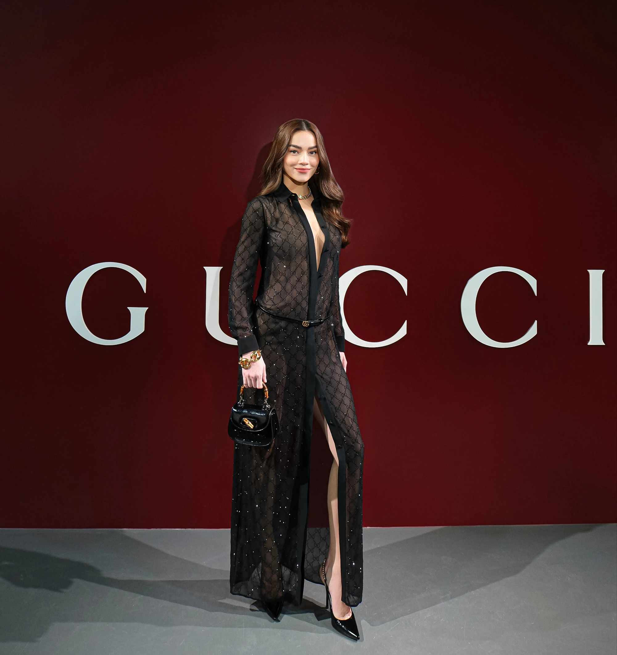 Chỉ một chi tiết cho thấy Thùy Tiên còn non và xanh khi so với Hồ Ngọc Hà