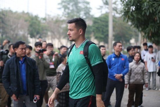 Thủ môn Nguyễn Filip bất ngờ rời tuyển Việt Nam