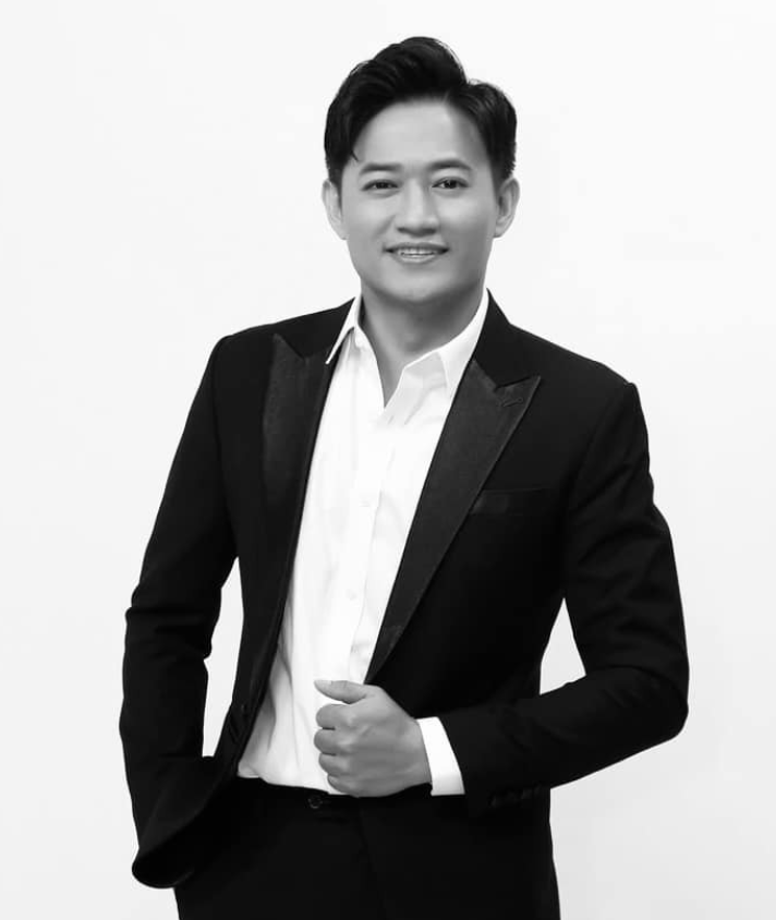 Vợ doanh nhân bật khóc ở lễ phát tang nói một câu gây xót xa về Quý Bình