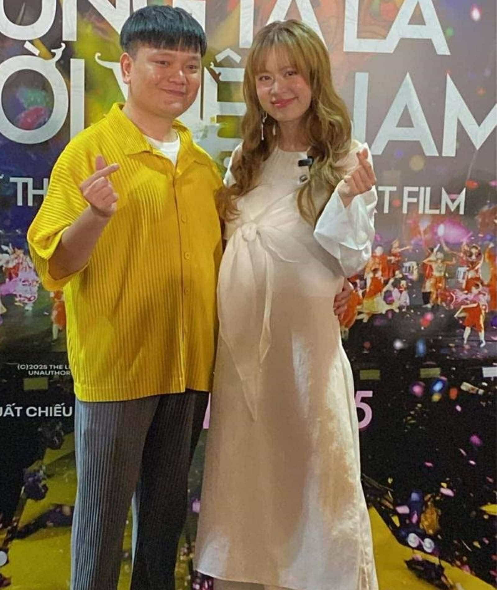 Hoàng Thùy Linh để lộ hàng loạt dấu hiệu trước nghi vấn mang bầu lần 2