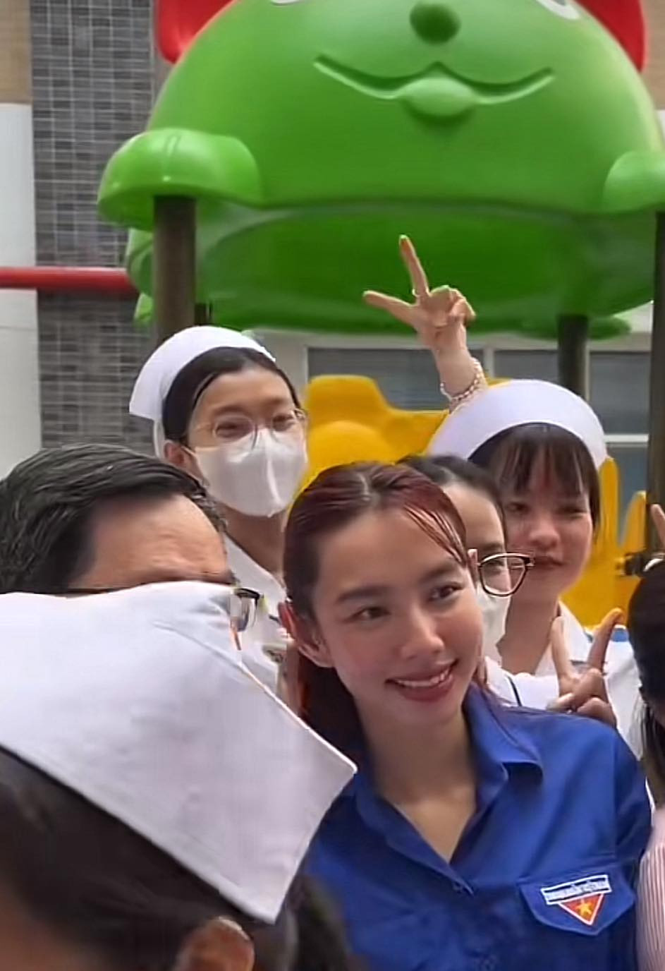 Hoa hậu Thùy Tiên xuất hiện sau ồn ào