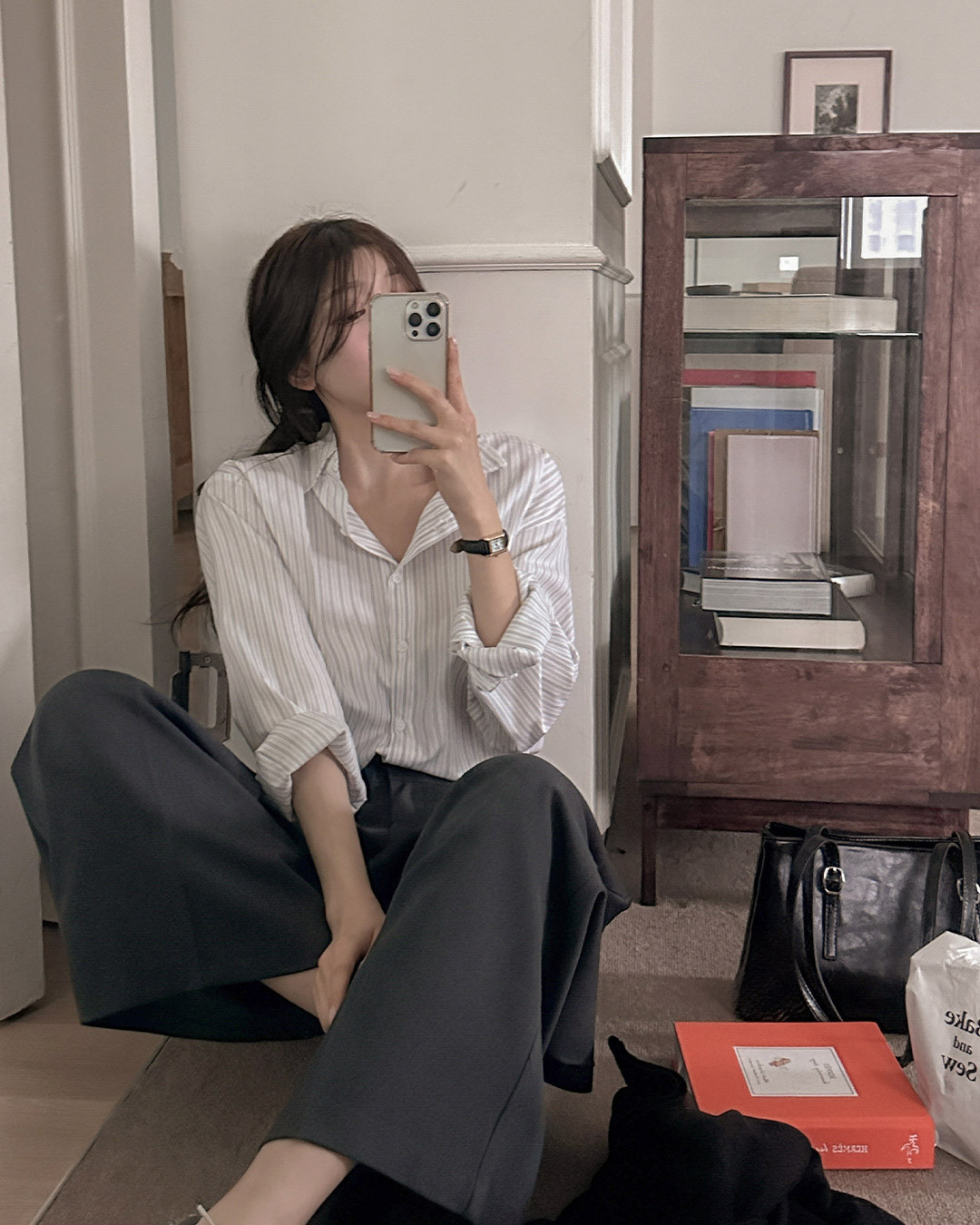 4 mẫu áo cơ bản giúp chị em mặc đẹp suốt mùa hè- Ảnh 5.