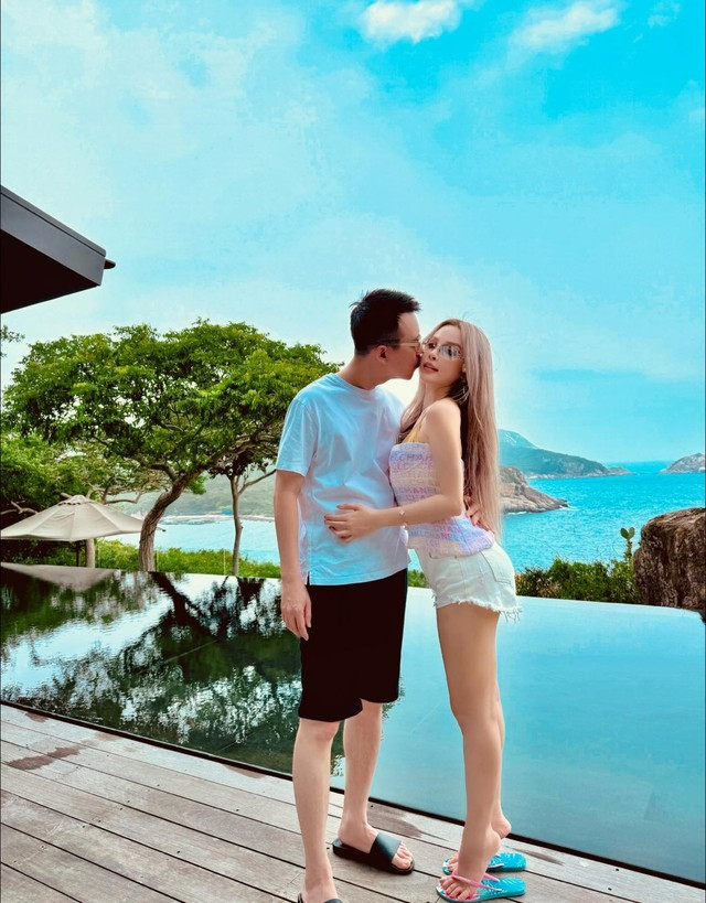 Huyền Baby thắng đời 10 khi được chồng đại gia chăm tận răng chỉ 1 dòng tin nhắn thấy rõ độ chiều