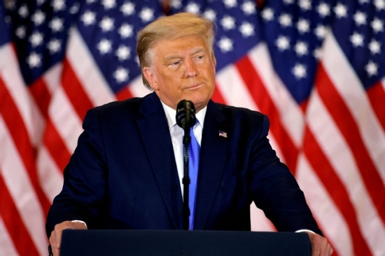 Toàn cảnh động thái hoãn áp thuế của Tổng thống Trump và những dự báo 'kịch bản mới'