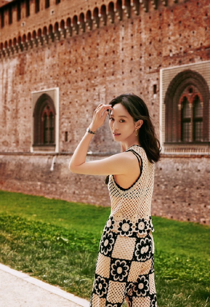 0073relcgy1i0amww1a15j30j60s0n3b