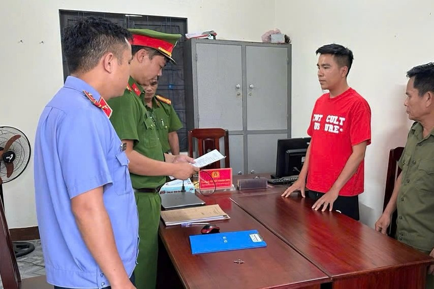 Cuộc sống xa hoa chuẩn đại gia của TikToker Dưỡng Dướng Dường trước khi bị bắt