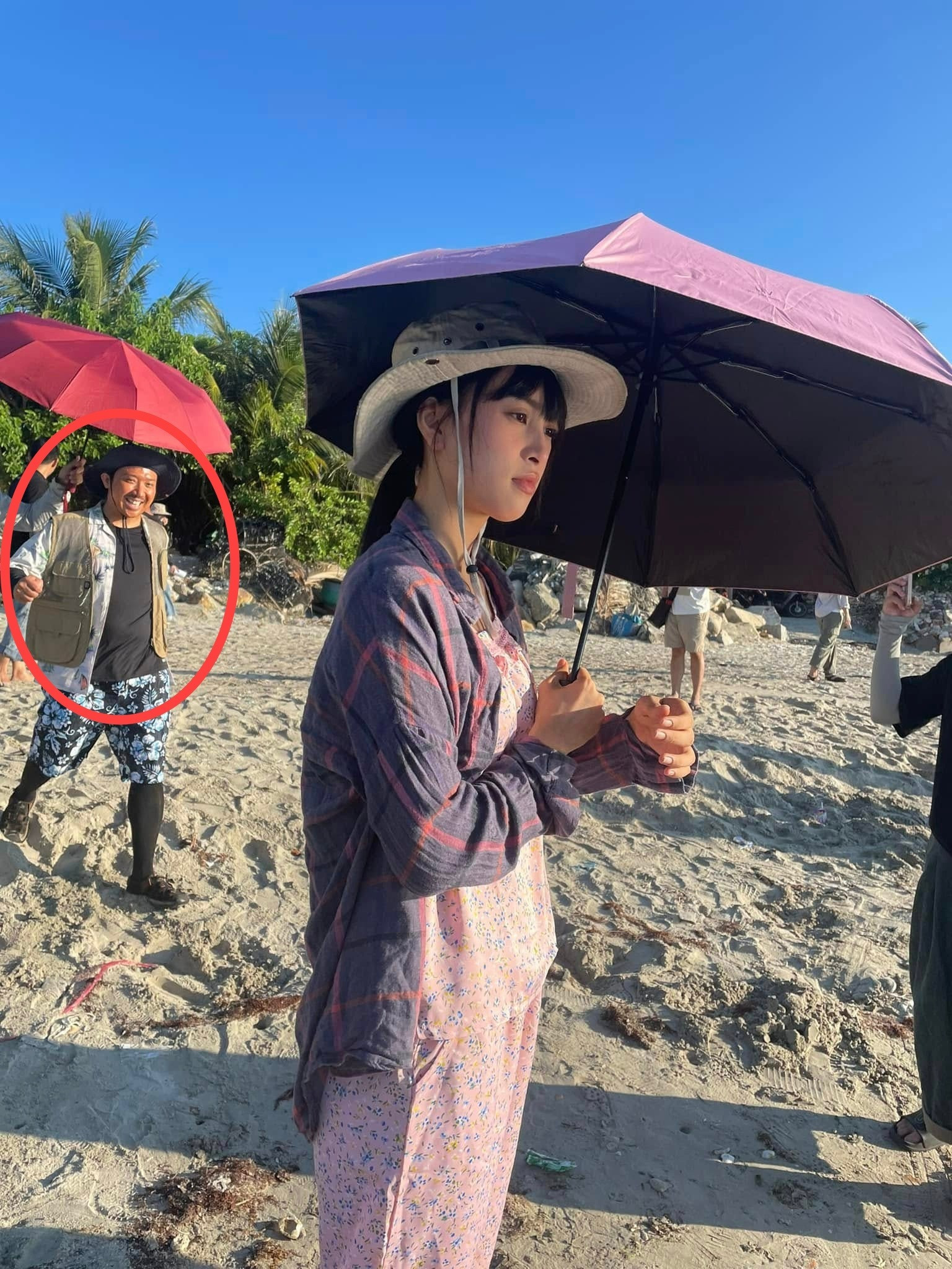 Đến Sơn Tùng cũng không thoát khỏi thảm cảnh bụng mỡ