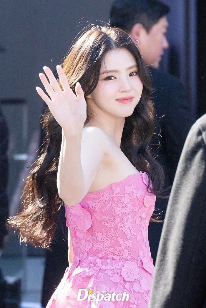 han so hee lan dau thua nhan sai lam sau on ao hinh anh 1