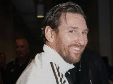 Messi richie the sun 2.jpg