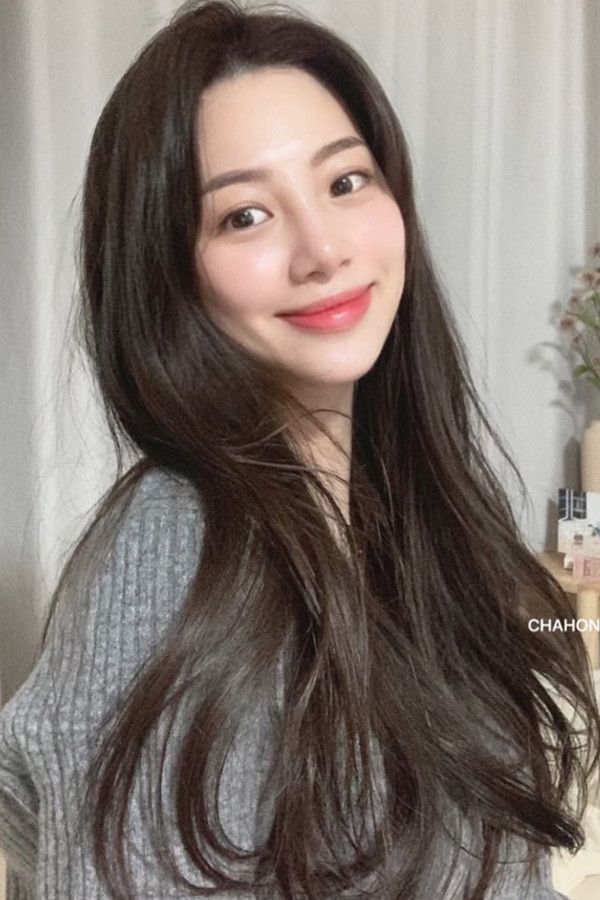 List 5 kiểu tóc xoăn yêu kiều nữ tính giúp cô nàng mặt vuông trở nên thanh thoát - Ảnh 3.