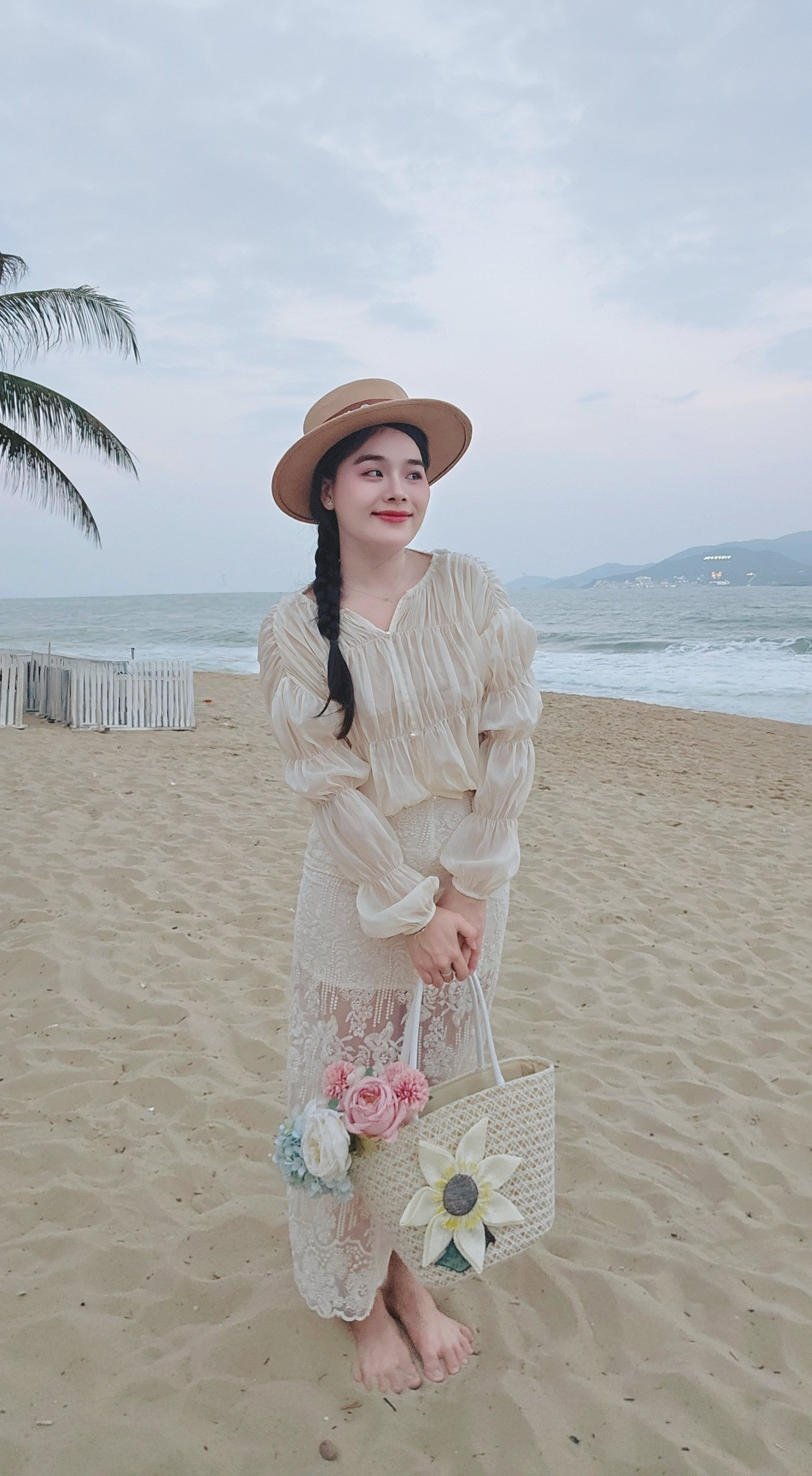 Ngã ngửa diện mạo thánh sún Ngân Thảo sau 6 năm thi Thách Thức Danh Hài
