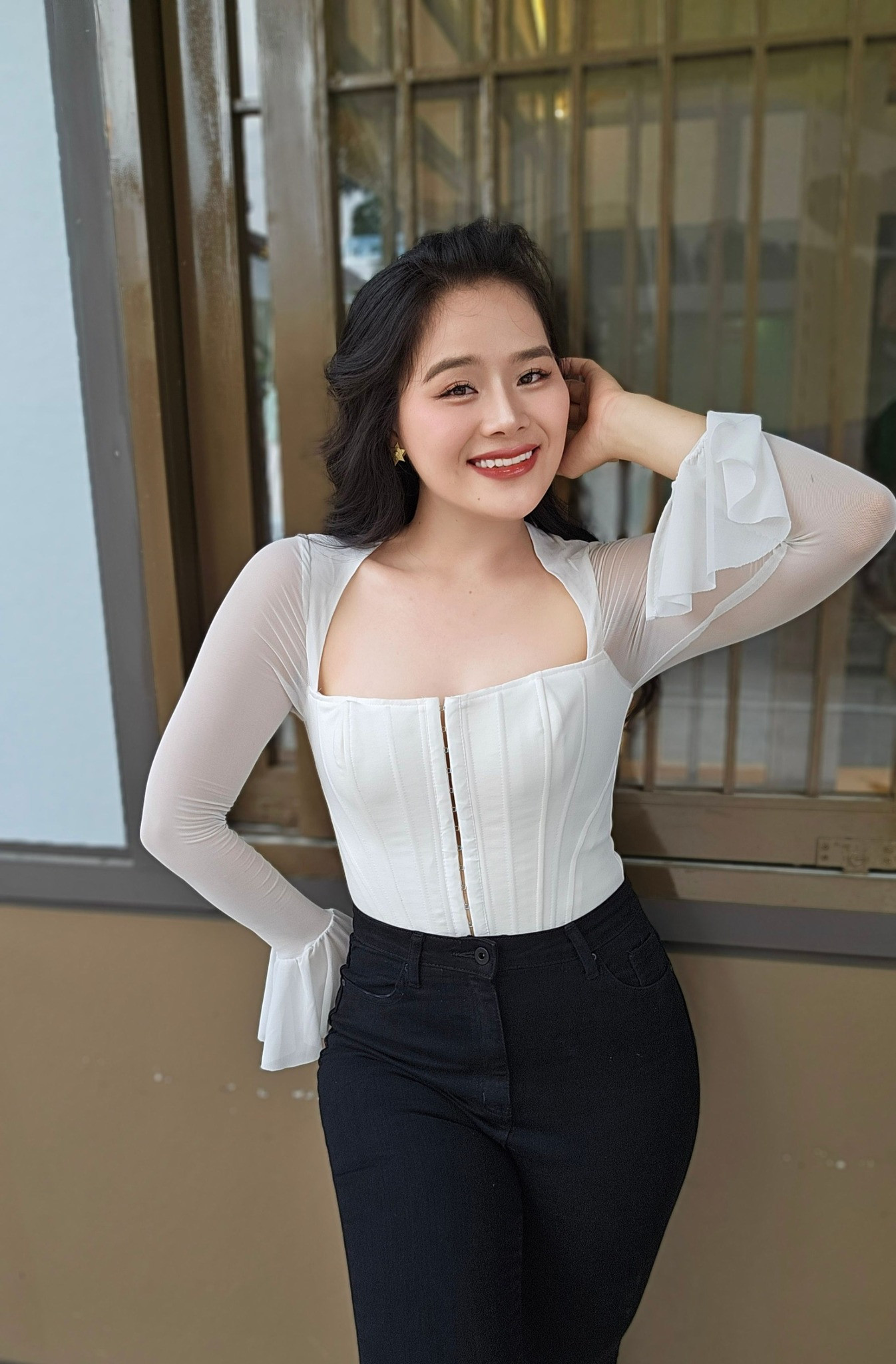 Ngã ngửa diện mạo thánh sún Ngân Thảo sau 6 năm thi Thách Thức Danh Hài