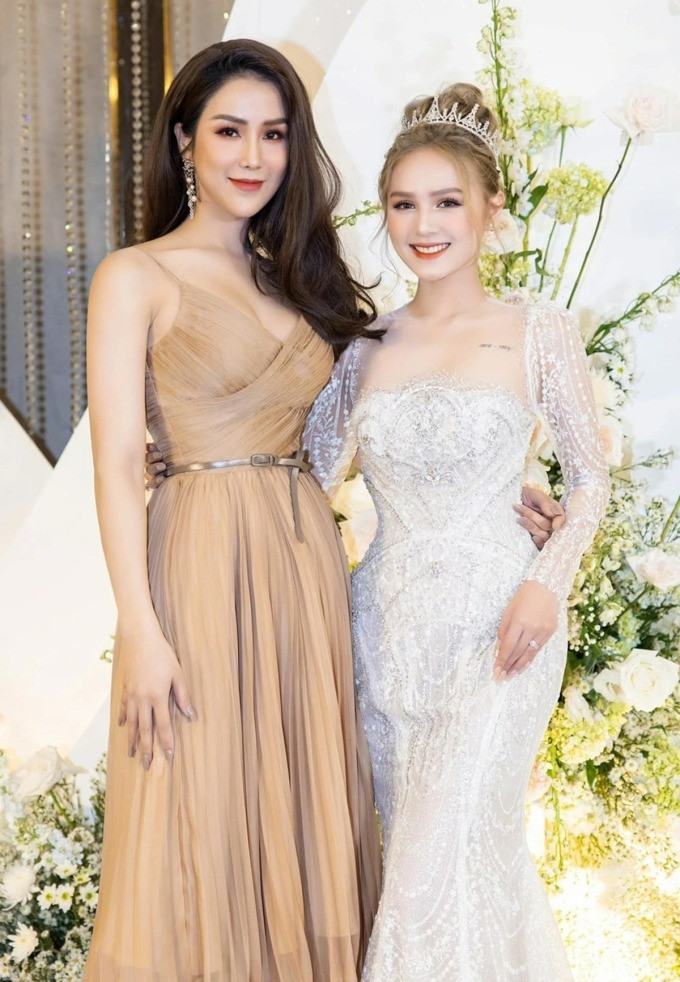 Xoài Non hiếm hoi tái ngộ em dâu cũ Diệp Lâm Anh sau 5 năm khung hình chung gây sốc visual