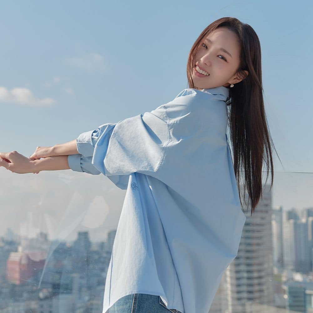 Đúng 6h sáng ngày mai, thứ Tư 16/4/2025, 3 con giáp như 'cá chép vượt vũ môn', vén hết tài lộc thiên hạ, sắm vàng sắm bạc đầy người - Ảnh 1