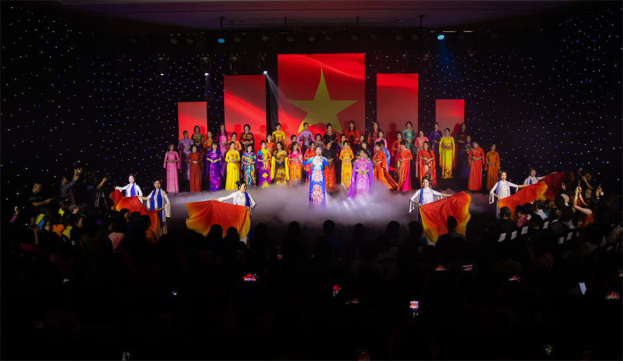 huong sac viet nam.jpg