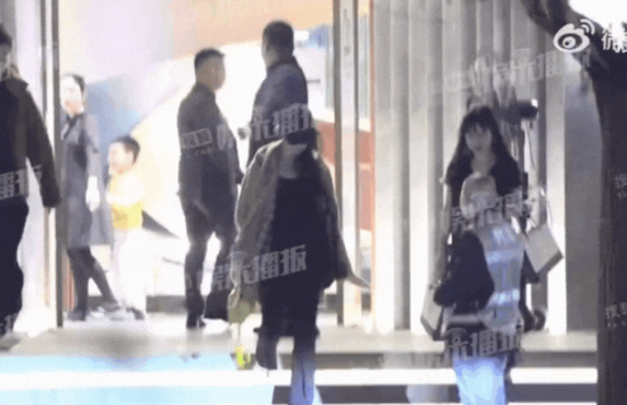 Lưu Diệc Phi 'gây sốt' chỉ với clip 28 giây, nhan sắc ra sao mà khiến dân tình trầm trồ? - Ảnh 1