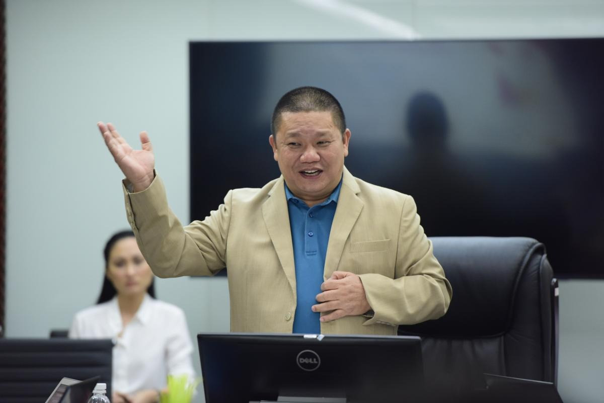 Ông chủ Tập đoàn Hoa sen giỏi cỡ nào mà ở ẩn vẫn lãnh đạo doanh nghiệp nghìn tỷ