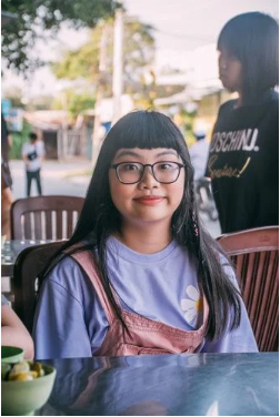 Phương Mỹ Chi uống thuốc, nhào nặn đốt mỡ vì ám ảnh giảm cân - Ảnh 1