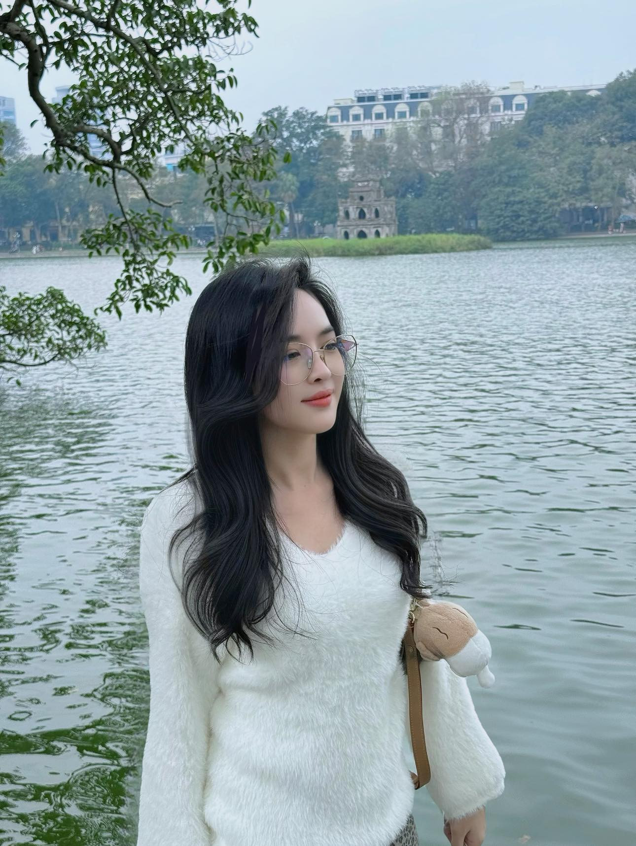 Sốc diện mạo hot girl thẩm mỹ Vũ Thanh Quỳnh sau màn đập mặt xây lại chấn động MXH