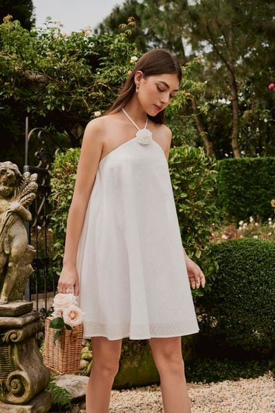 8 outfit mang lại may mắn tài lộc cho chị em mệnh Thủy- Ảnh 4.