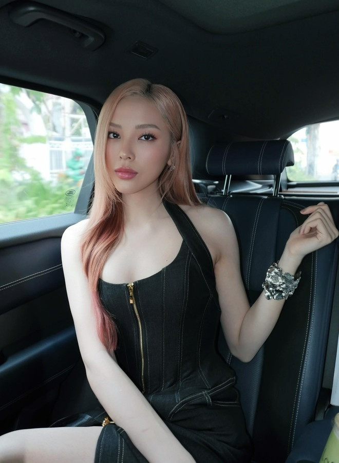 Ai sợ thì đi về Hoa hậu Kỳ Duyên chạy show với đôi lông mày chơi trốn tìm gây tranh cãi