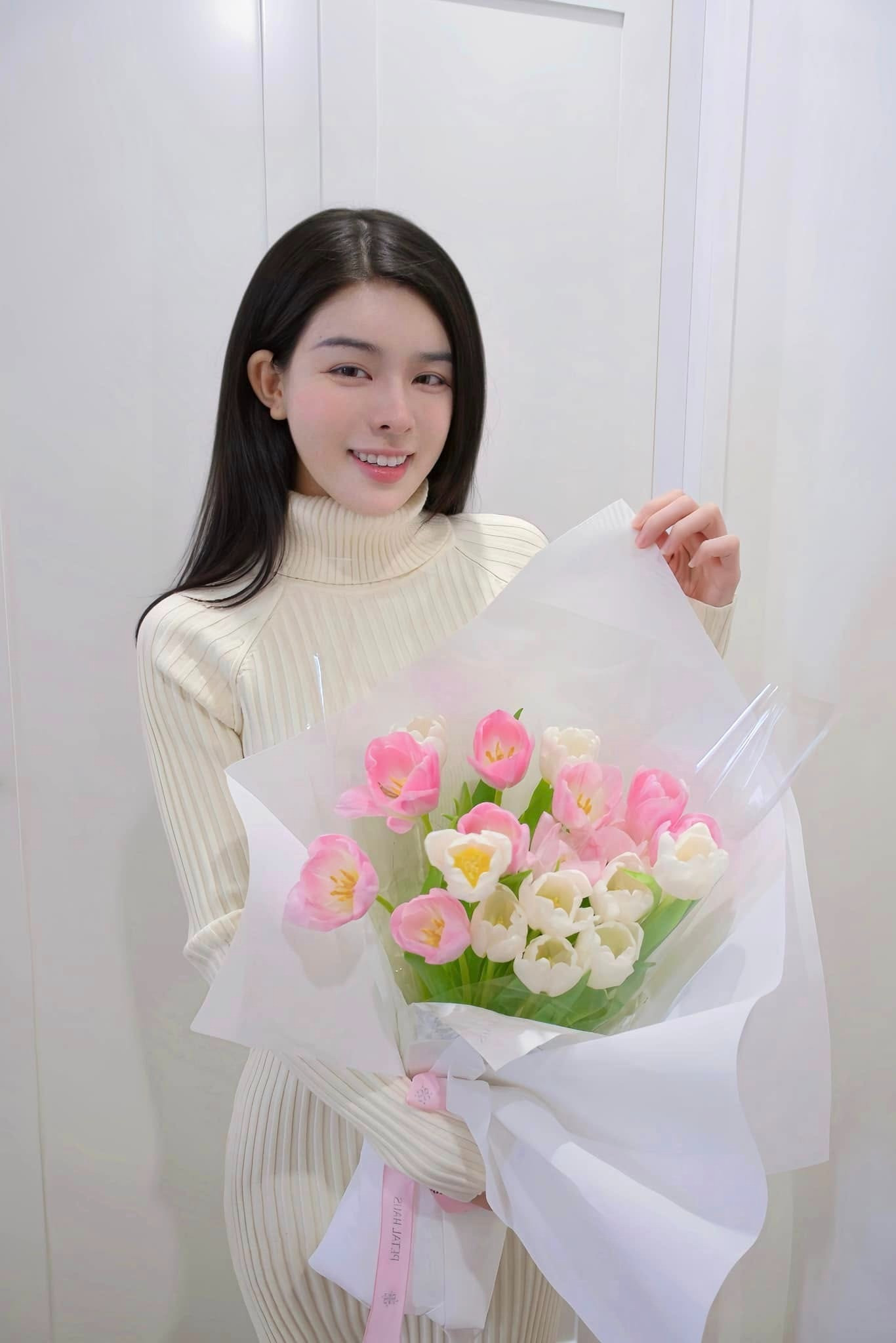 Bạn gái mới của Vũ Văn Thanh siêu giàu thu nhập bạc tỷ bố mẹ thuộc hàng đại gia