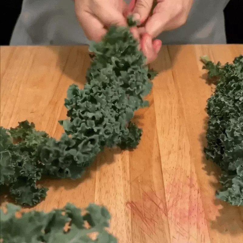 Bữa trưa đầy ắp collagen ông xã tẩm bổ cho Ngô Thanh Vân- Ảnh 10.