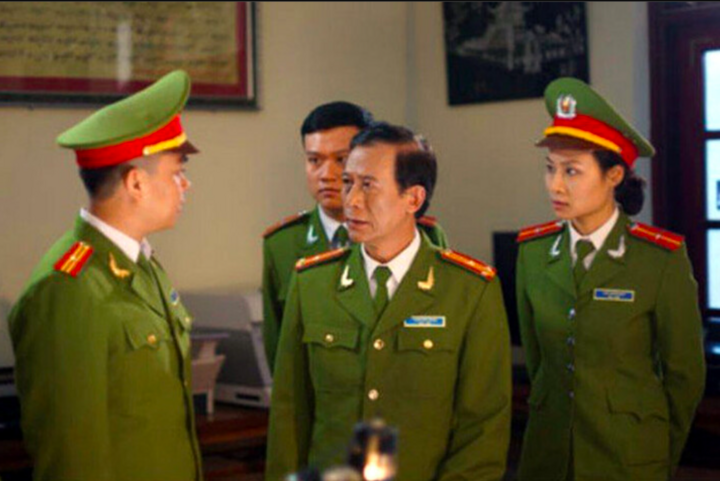 NSƯT Văn Báu đóng đinh với vai diễn người chiến sĩ công an.