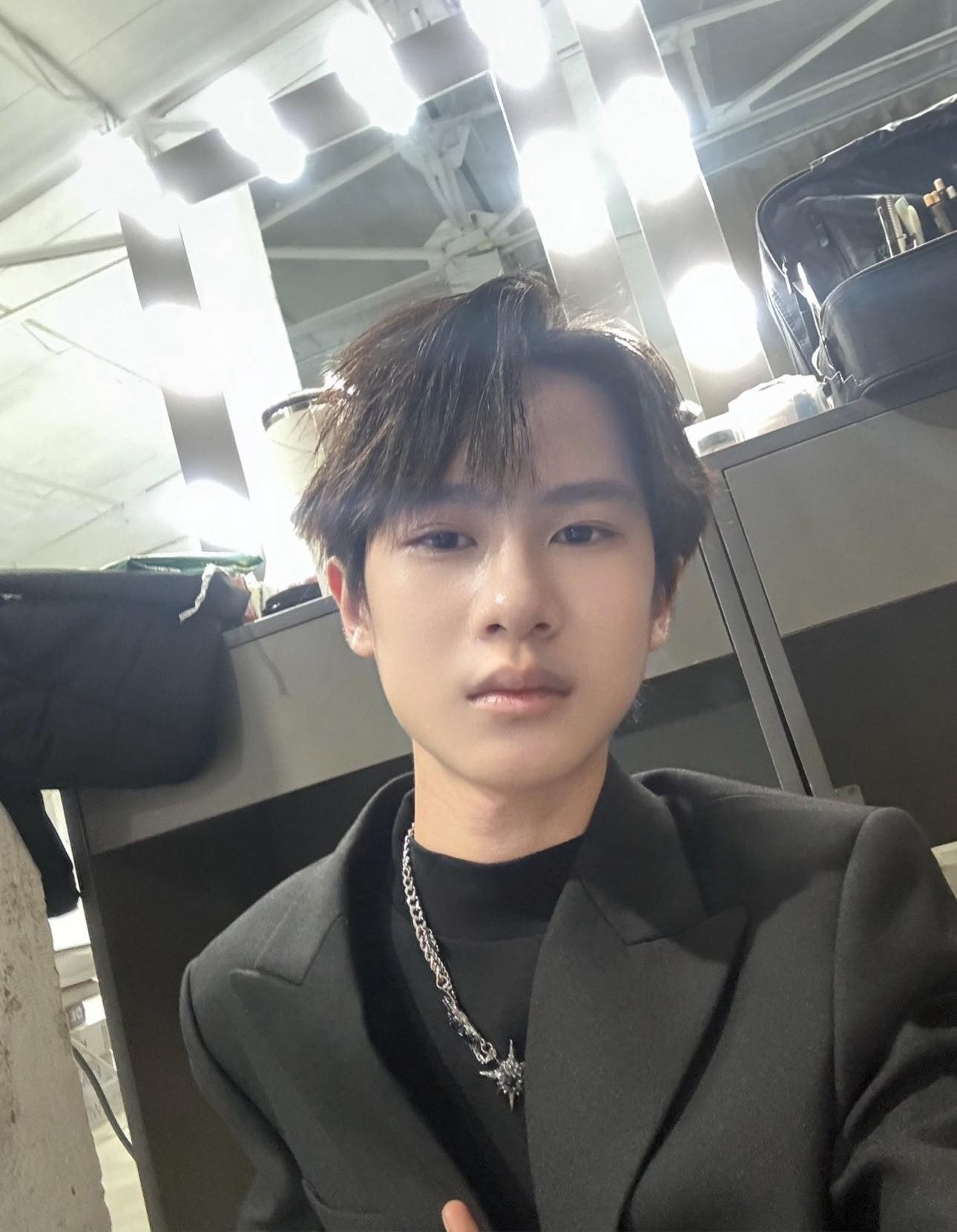 Hai con của Lý Hải Minh Hà gây sốt nhờ ngoại hình nổi bật