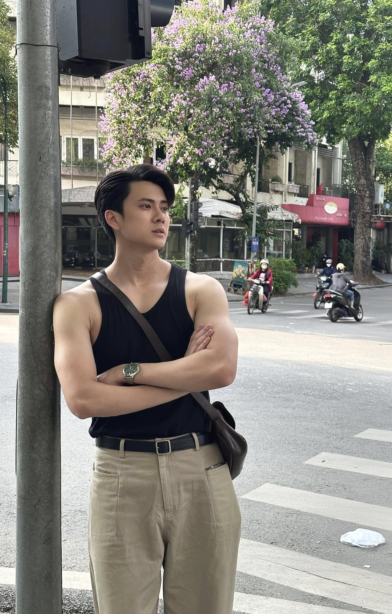 Danh tính chàng bác sĩ Tuyên Quang đang nổi rần rần MXH vì ngoại hình cực phẩm