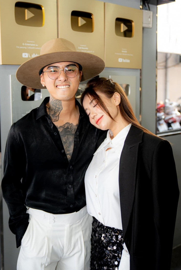 Đạt G tung video tình tứ bên Cindy Lư