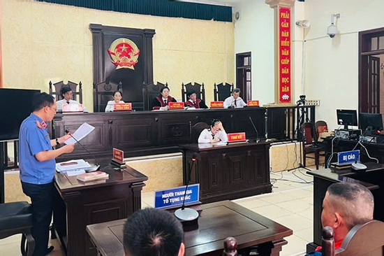 Lời khai người vận chuyển 25kg ma túy, thủ sẵn súng đã nạp 7 viên đạn