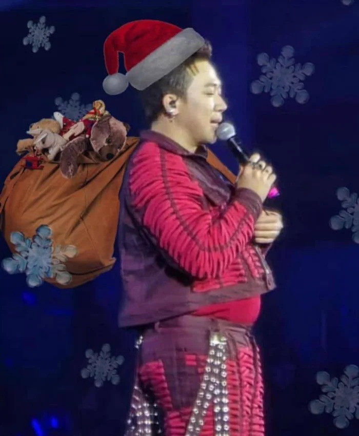 Sao Vbiz nổi tiếng nam thần flex cơ bụng 6 múi trên sân pickleball sự thật gây ngã ngửa