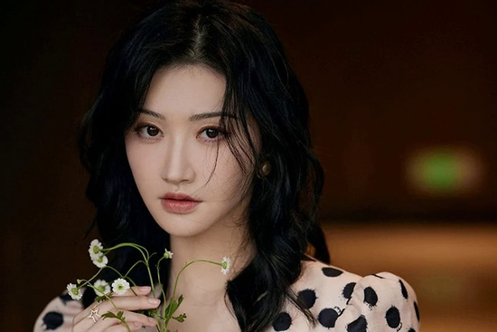 Đúng 12h trưa thứ Sáu 18/4/2025, 3 con giáp vinh hoa bạt ngàn, phú quý đủ đường, giàu sang ngút trời