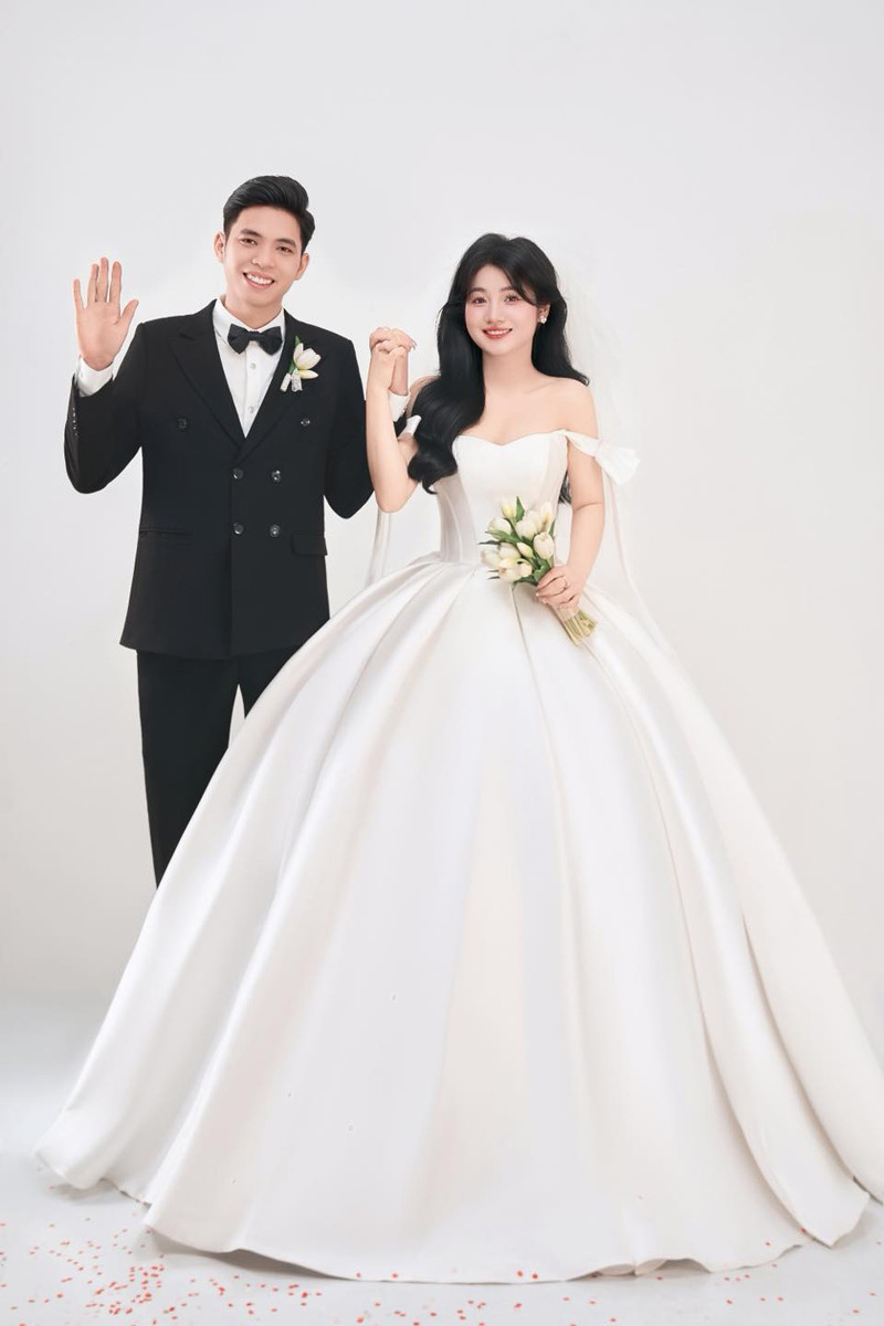 Chú rể ở Hưng Yên bật khóc trong đám cưới, phía sau là chuyện thắt lòng - Ảnh 6.