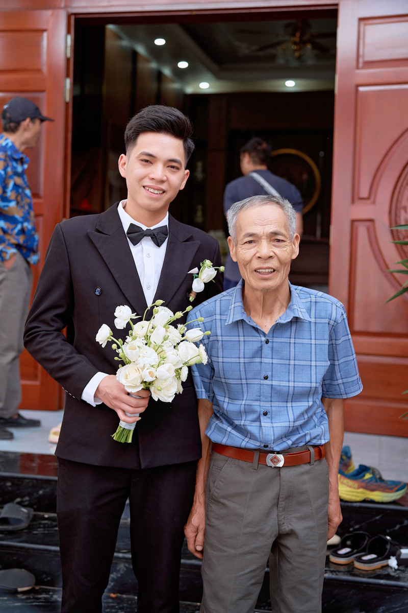 Chú rể ở Hưng Yên bật khóc trong đám cưới, phía sau là chuyện thắt lòng - Ảnh 4.