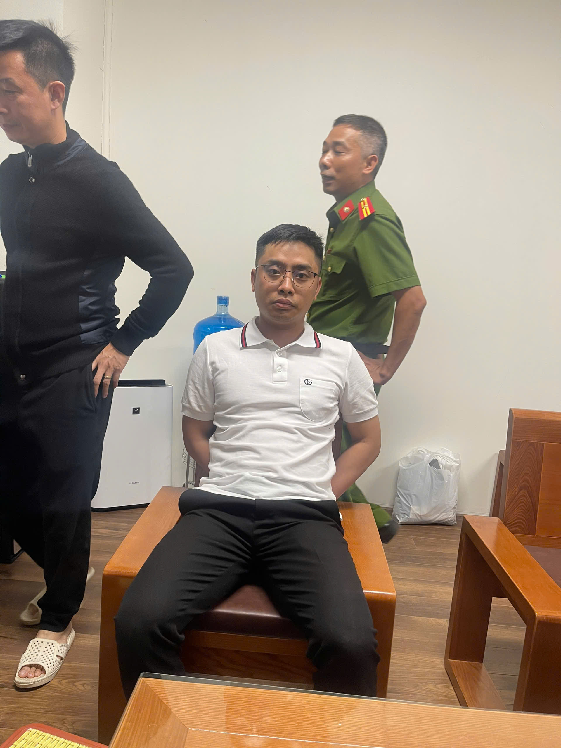 Đã bắt nghi phạm Bùi Đình Khánh, đối tượng nổ súng khiến thiếu tá công an hy sinh- Ảnh 1.