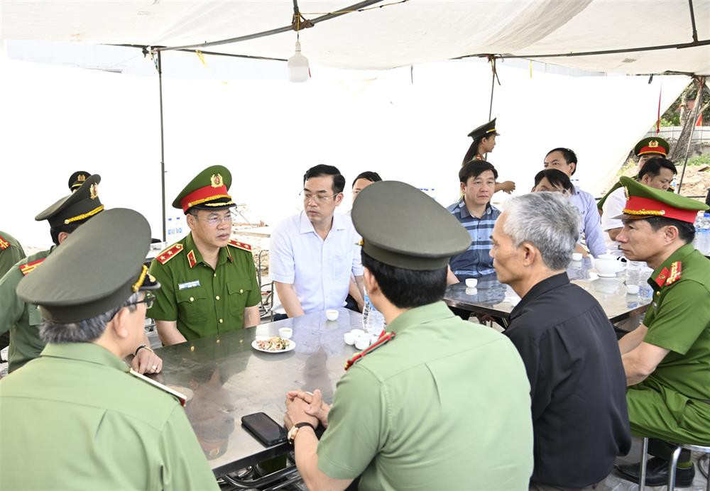 Đã bắt nghi phạm Bùi Đình Khánh, đối tượng nổ súng khiến thiếu tá công an hy sinh- Ảnh 3.