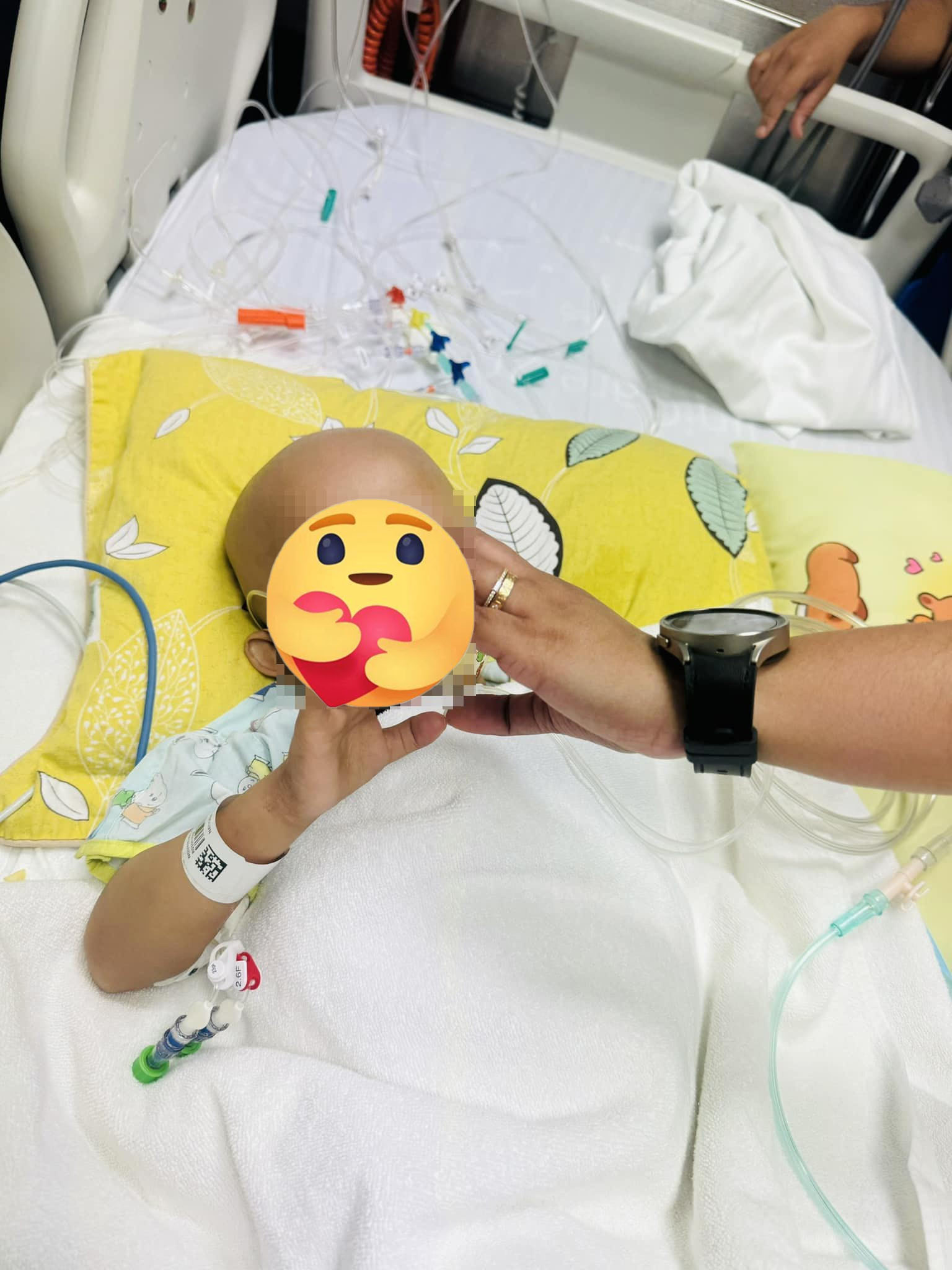 Động thái đầu tiên gây chú ý của mẹ bé Bắp sau khi con trai qua đời