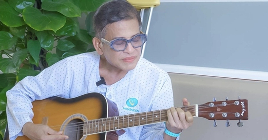 MC Thanh Bạch bật khóc nức nở kể lại tai nạn nghiêm trọng nhất đời