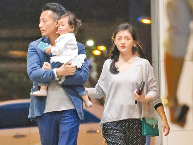 Uông Tiểu Phi muốn các con cắt đứt quan hệ với gia đình Từ Hy Viên