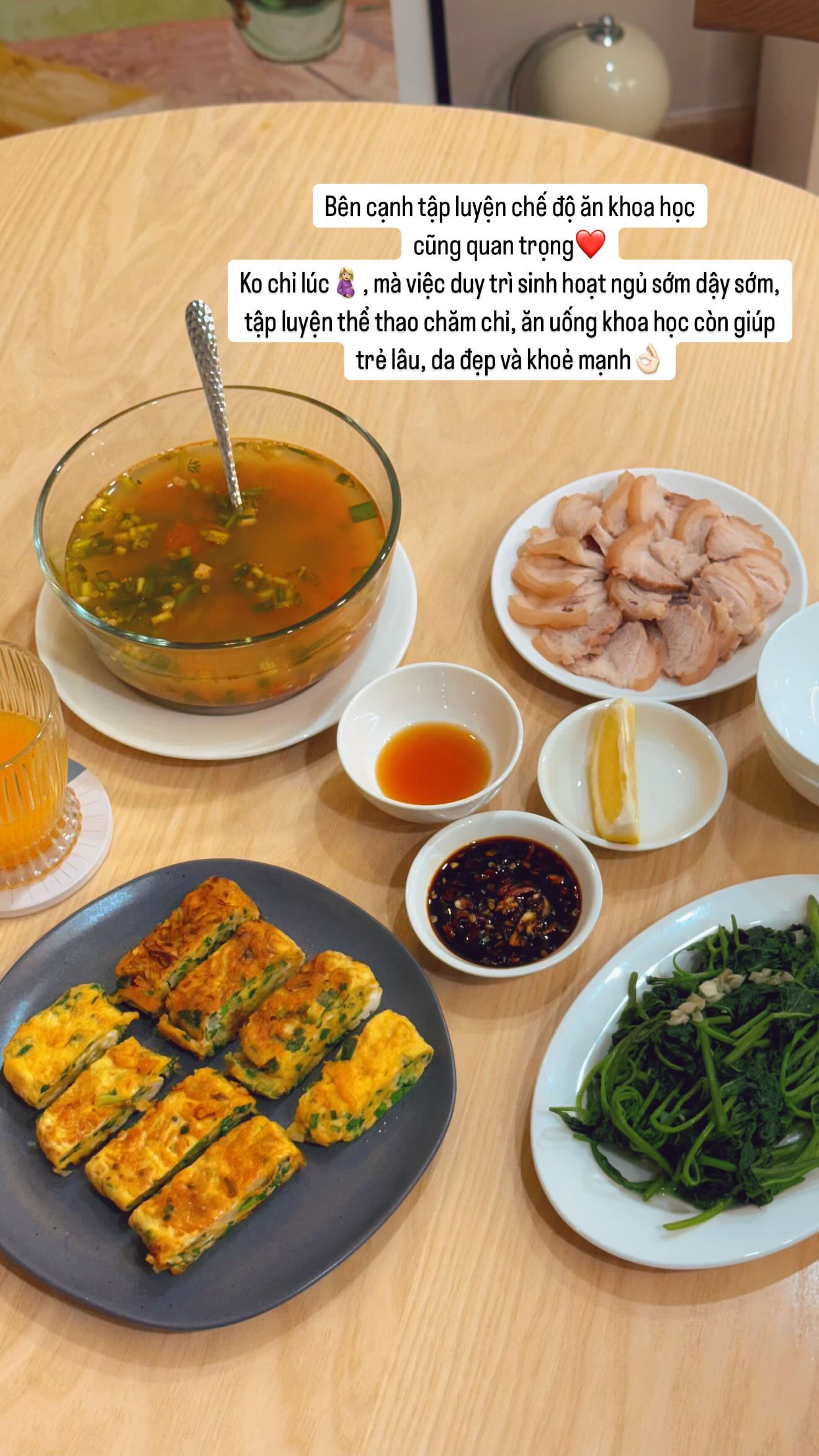 MC Mai Ngọc tiết lộ cân nặng ở tháng cuối thai kỳ, tiết lộ thực đơn toàn món đơn giản, dễ làm, dinh dưỡng 'vào con không béo mẹ'- Ảnh 11.