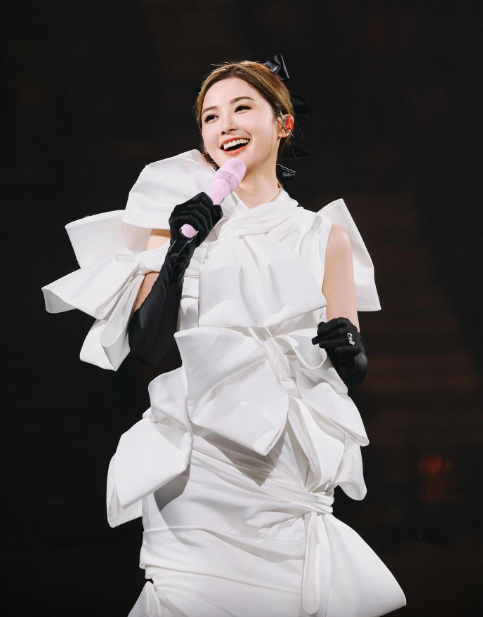 Thái Trác Nghiên tiếc nuối không còn cơ hội sinh con do tuổi tác đã lớn - Ảnh 1